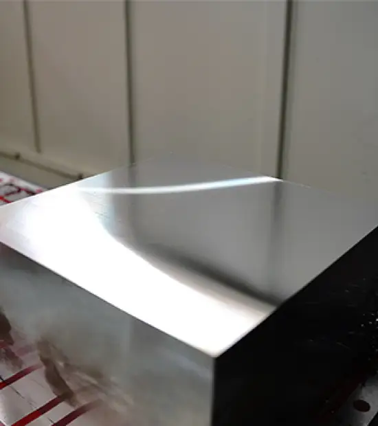 CNC Vertical Milling Machine