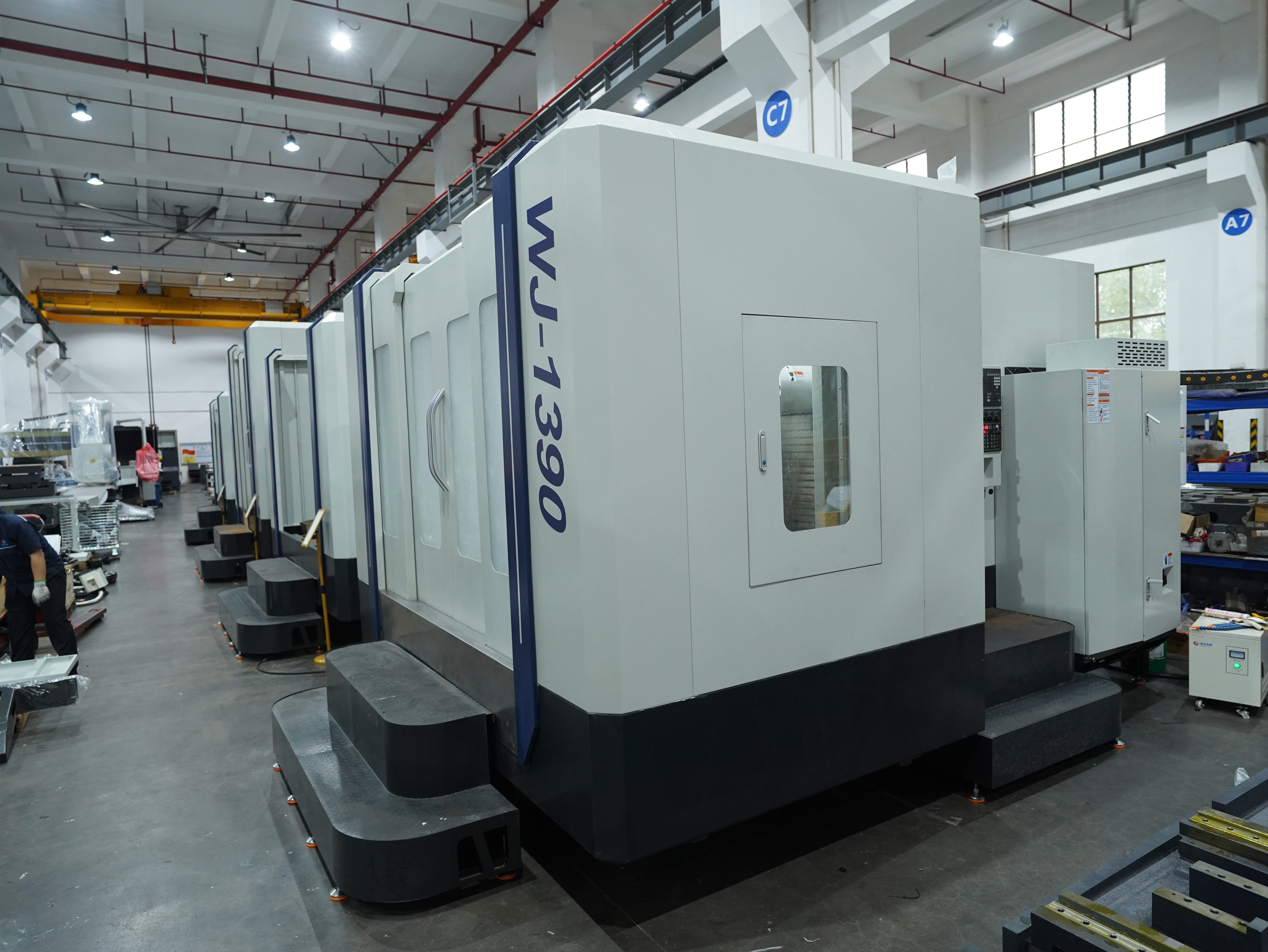 Moving-Column vs Fixed-Column Horizontal Face Milling Machines