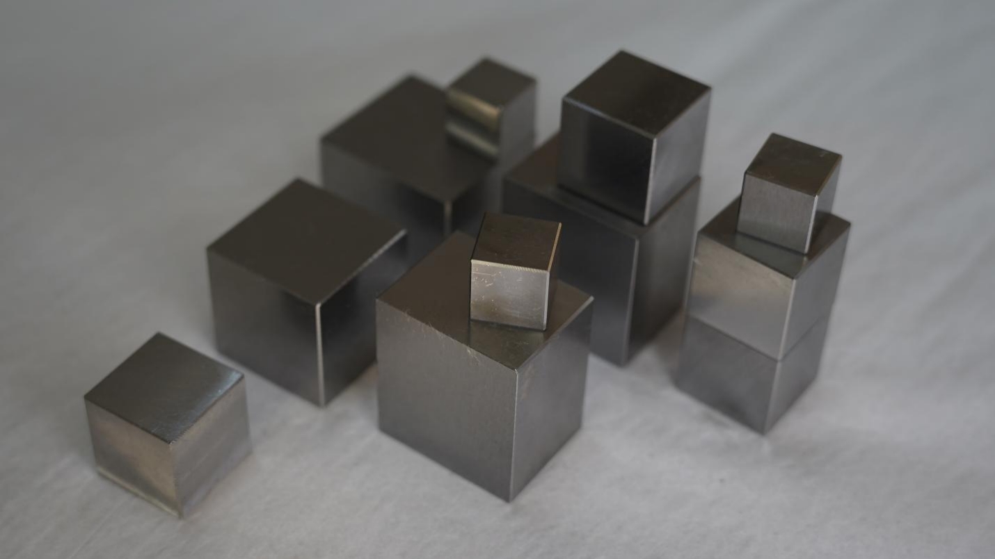 Why Buyers Choose P20 Steel | Machinability, Lead Time, Mold Applications