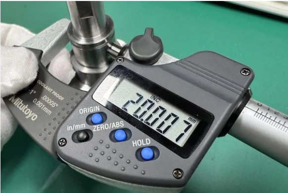 How CNC Machining Tolerance Affects Mold Base Quality