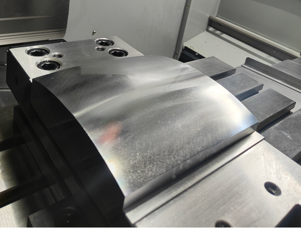 718 Mold Steel Machining Guide: Polishing, Texturing & Pitfalls