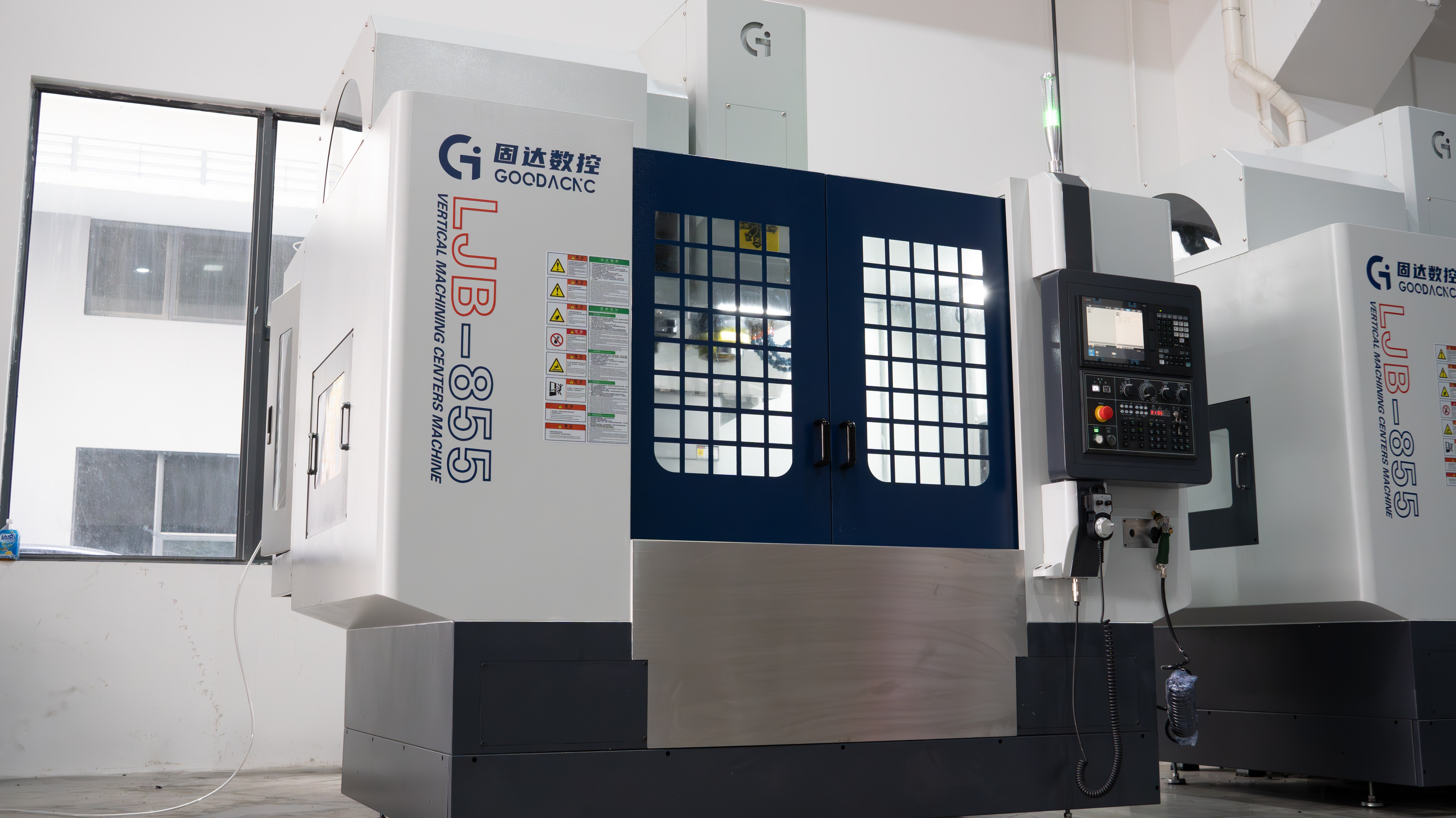 Can LJ-855 Handle Small Mold Insert Machining Efficiently | VMC Accuracy, Tool Change, Surface Finish