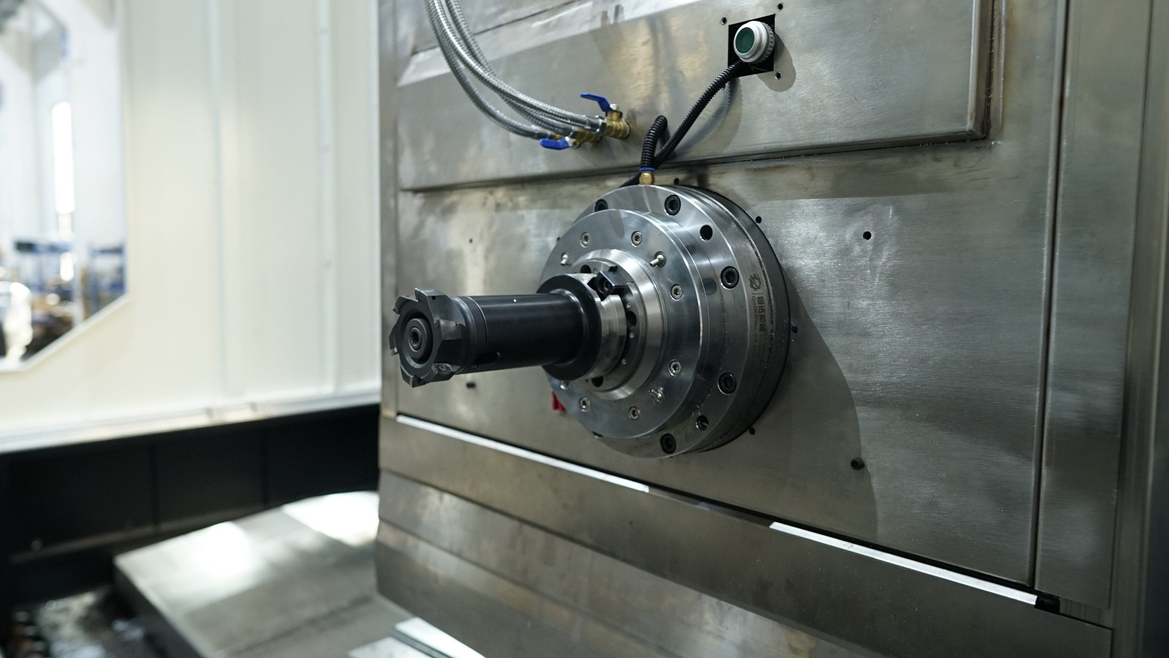 WJ-800 Horizontal Machining Center | B-Axis Rotation, Table Load, and Deep Pocket Milling